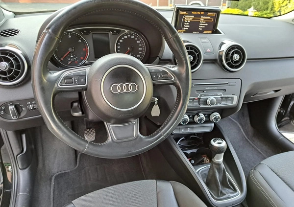 Audi A1 cena 39000 przebieg: 171000, rok produkcji 2015 z Człuchów małe 172